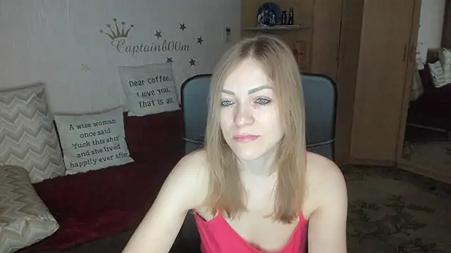 Tiffany Bates online show from October 2025 03:31:01 AM