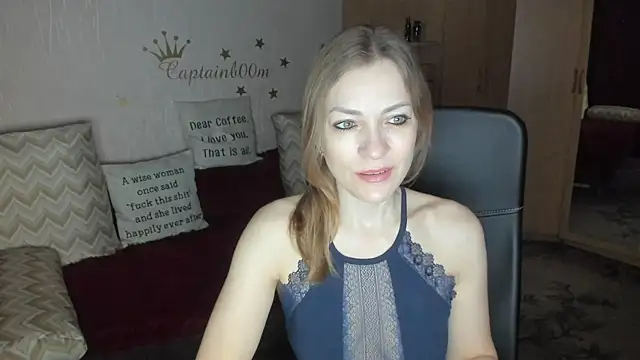 Tiffany Bates online show from December 2025 03:13:01 AM