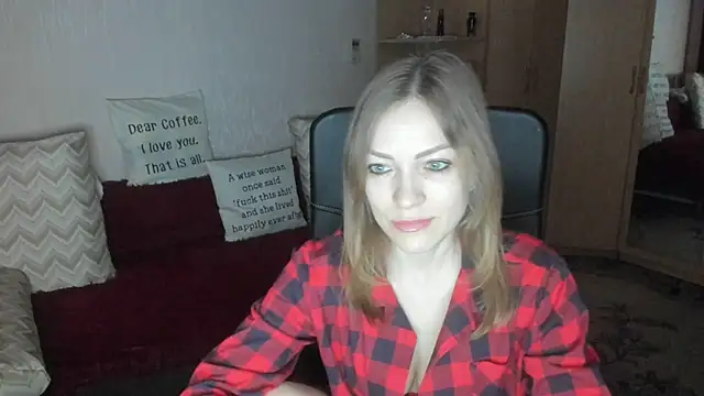 Snapshot of Tiffany_Bates chatting on March 2026 03:20:01 AM Tiffany Bates online show from March 2026 03:20:01 AM