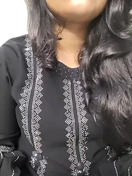 Snapshot of Miss_Rose__ chatting on October 2025 03:57:02 PM Miss Rose online show from October 2025 03:57:02 PM