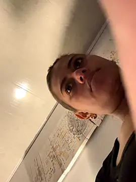 Snapshot of anna_evans09 chatting on October 2025 11:19:02 AM anna evans09 online show from October 2025 11:19:02 AM