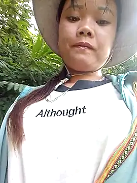 Snapshot of Samyy_xx chatting on October 2025 12:24:02 AM Samyy xx online show from October 2025 12:24:02 AM