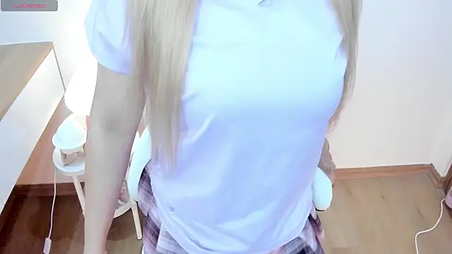 Snapshot of _itsyumi_ chatting on October 2025 02:18:01 PM itsyumi online show from October 2025 02:18:01 PM