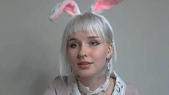 Snapshot of Paradoxy_ chatting on October 2025 04:47:02 PM Paradoxy online show from October 2025 04:47:02 PM