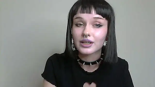 Snapshot of Paradoxy_ chatting on October 2025 07:45:01 PM Paradoxy online show from October 2025 07:45:01 PM