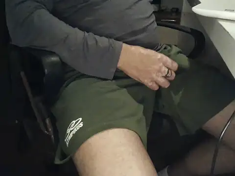 Snapshot of domruanbr chatting on November 2025 09:46:01 PM domruanbr online show from November 2025 09:46:01 PM