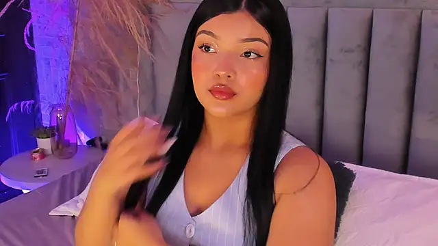 EmmaBlossom online show from October 2025 08:09:02 PM