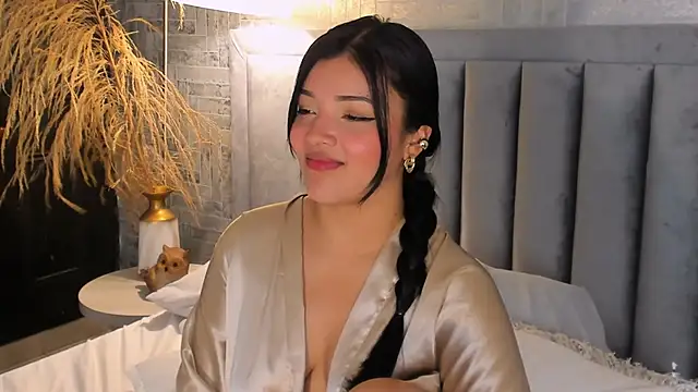 EmmaBlossom online show from April 2026 05:30:01 PM
