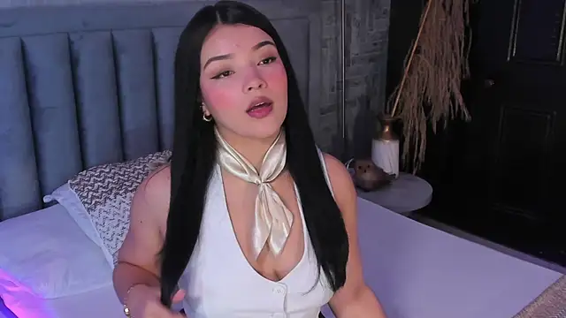 EmmaBlossom online show from June 2026 12:36:02 PM
