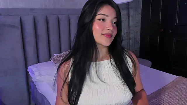 EmmaBlossom online show from June 2026 12:42:01 PM