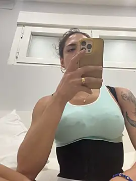 Naomi24herr online show from March 2026 08:31:02 AM