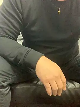 Snapshot of mj-story chatting on October 2025 04:02:02 AM mj-story online show from October 2025 04:02:02 AM