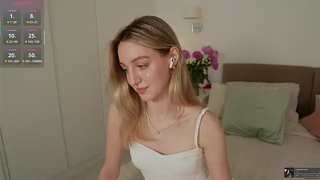 SophieBelll online show from June 2026 09:19:02 AM
