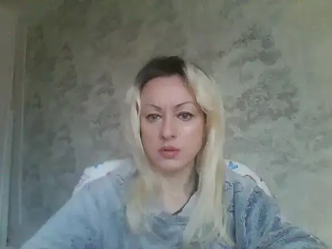 Snapshot of Veyrise chatting on October 2025 12:22:02 PM Veyrise online show from October 2025 12:22:02 PM