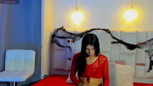 AelithEscarlata online show from October 2025 12:05:02 PM