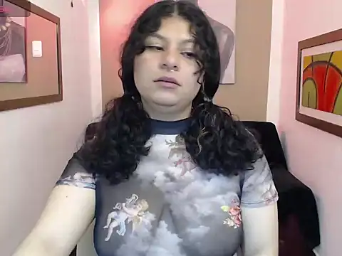 Snapshot of Fantassy_Loverss chatting on October 2025 04:15:02 PM Fantassy Loverss online show from October 2025 04:15:02 PM