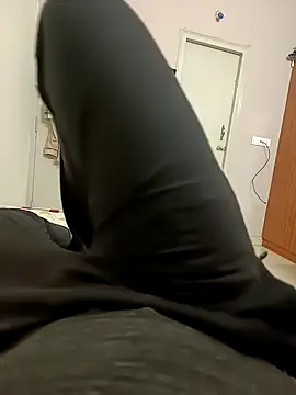 Snapshot of ramboram897 chatting on September 2025 03:50:01 PM ramboram897 online show from September 2025 03:50:01 PM