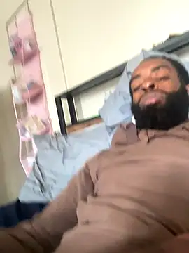 Snapshot of vaultclub chatting on October 2025 01:22:02 PM vaultclub online show from October 2025 01:22:02 PM