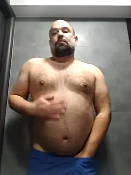 Snapshot of CristalDad chatting on October 2025 07:25:02 PM CristalDad online show from October 2025 07:25:02 PM