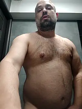 Snapshot of CristalDad chatting on November 2025 06:21:01 PM CristalDad online show from November 2025 06:21:01 PM