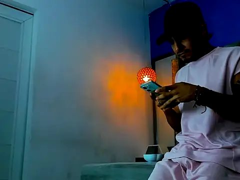 Kevinfox23cms online show from September 2025 12:20:01 PM