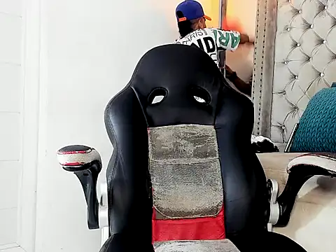 Kevinfox23cms online show from October 2025 01:50:01 PM