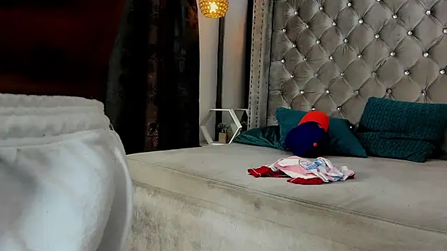 Kevinfox23cms online show from October 2025 06:41:02 PM