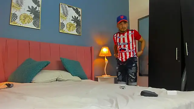 Kevinfox23cms online show from November 2025 06:02:01 AM