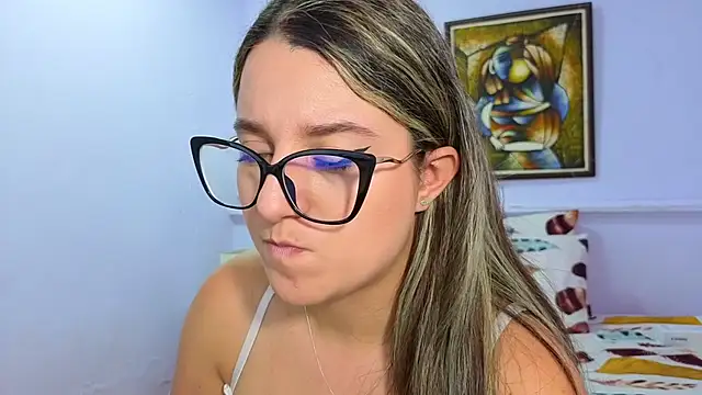 katiaa lovv online show from October 2025 02:39:02 PM