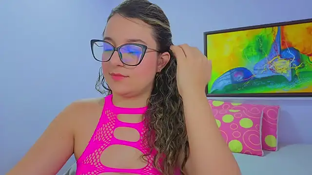 katiaa lovv online show from June 2026 12:06:02 PM