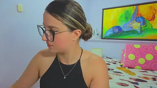 katiaa lovv online show from June 2026 12:15:01 PM