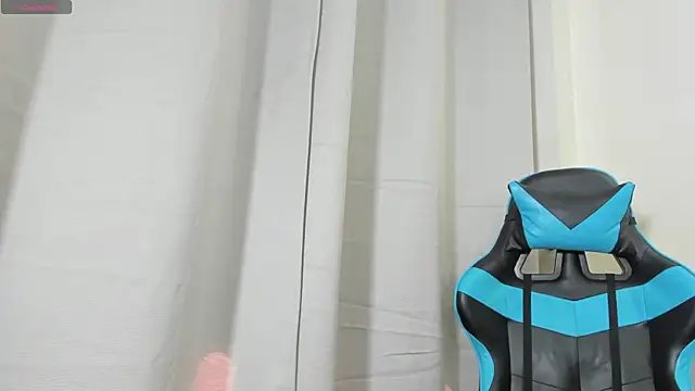 violett  rousee online show from October 2025 02:26:01 PM