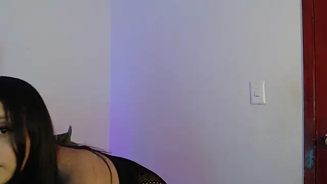 AnalyMilles online show from May 2026 08:06:02 PM