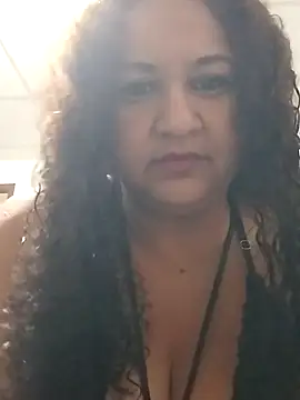 Snapshot of MEYBELLATINA chatting on September 2025 10:14:01 PM MEYBELLATINA online show from September 2025 10:14:01 PM