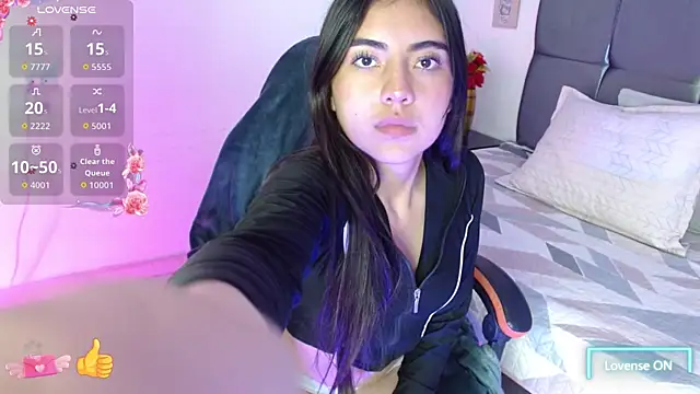 Snapshot of Dream_wish chatting on October 2025 08:15:01 PM Dream wish online show from October 2025 08:15:01 PM