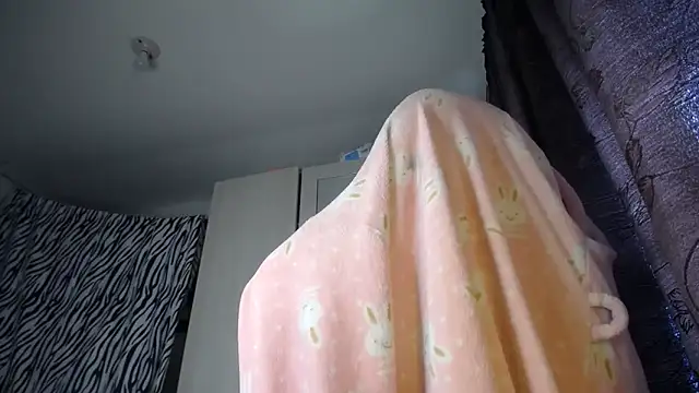 Nahomyyy online show from March 2026 01:55:01 PM