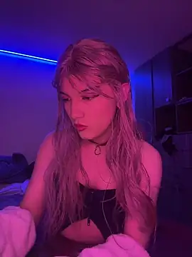 GabiPinky online show from September 2025 06:50:02 AM