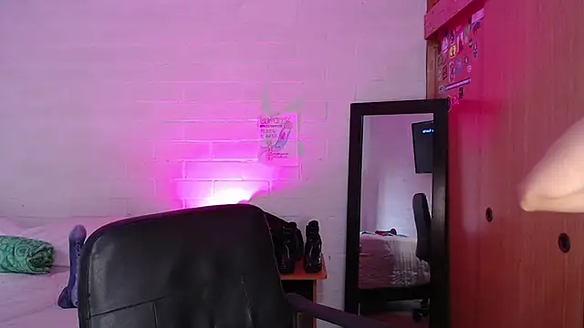 Amy66 online show from March 2026 08:09:01 PM