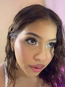 Snapshot of Mia_Valmont chatting on October 2025 02:16:02 PM Mia Valmont online show from October 2025 02:16:02 PM