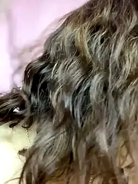 Snapshot of Mia_Valmont chatting on October 2025 02:04:01 PM Mia Valmont online show from October 2025 02:04:01 PM