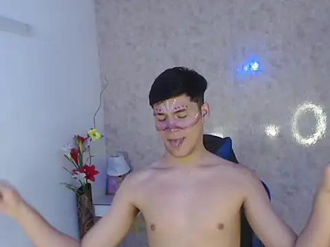 Snapshot of Aaron_Foxxx chatting on October 2025 01:18:02 PM Aaron Foxxx online show from October 2025 01:18:02 PM