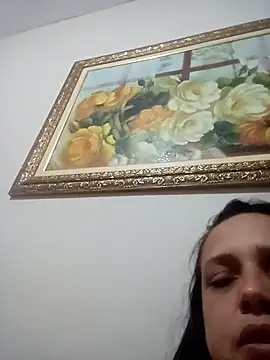 Crisribeiro online show from October 2025 02:33:01 AM