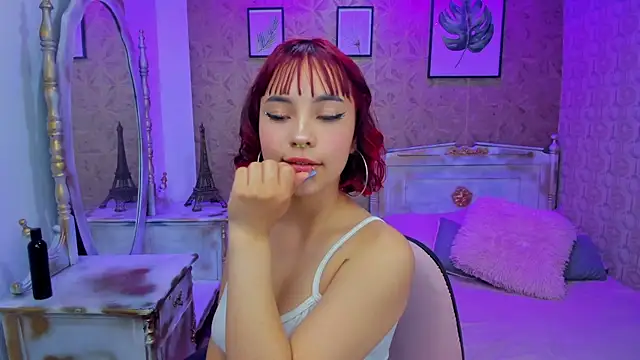 Snapshot of Megane_whitte chatting on September 2025 03:55:02 AM Megane whitte online show from September 2025 03:55:02 AM