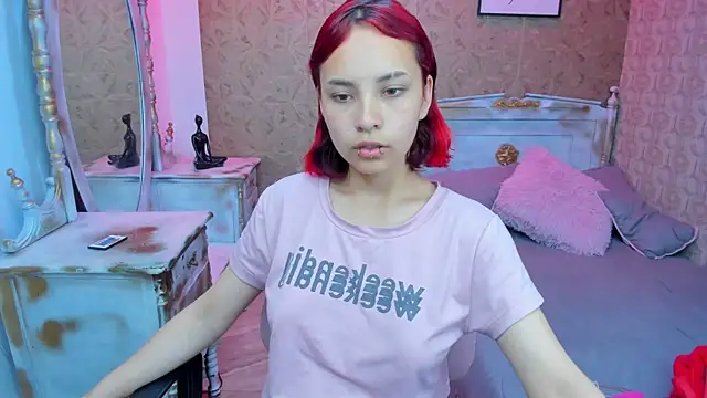 Snapshot of Megane_whitte chatting on November 2025 07:48:02 PM Megane whitte online show from November 2025 07:48:02 PM