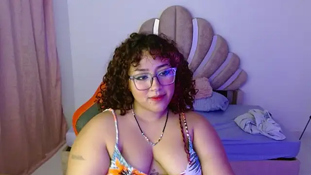 BlueeVelvet online show from October 2025 10:18:02 PM