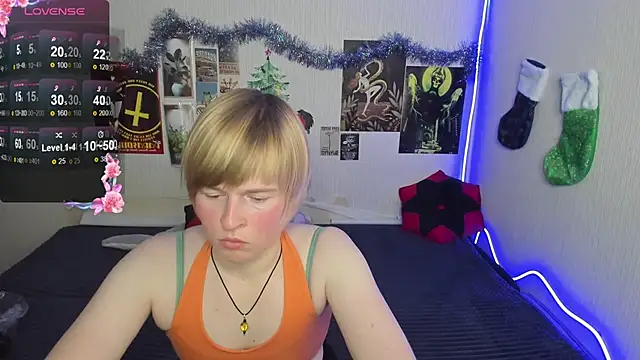 Cattie w  online show from January 2026 01:19:01 AM