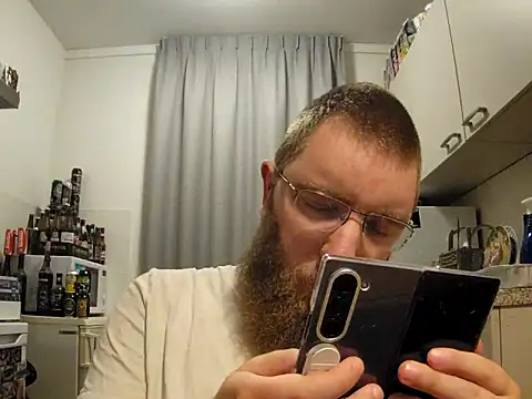 Snapshot of kinderkooriscoel- chatting on October 2025 01:46:01 AM kinderkooriscoel- online show from October 2025 01:46:01 AM