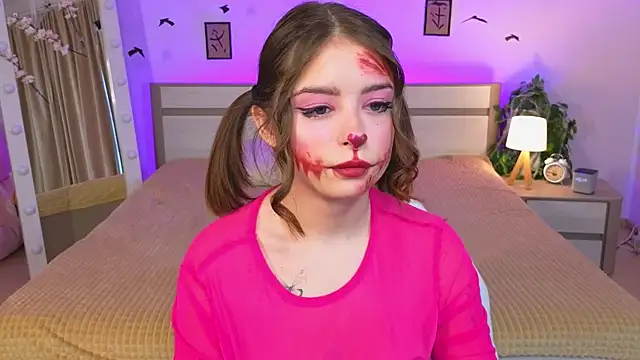  Amelia Shine  online show from October 2025 07:05:02 AM