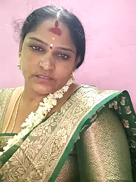 Snapshot of navyasree143 chatting on October 2025 05:31:01 PM navyasree143 online show from October 2025 05:31:01 PM