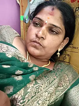 Snapshot of navyasree143 chatting on October 2025 05:37:01 AM navyasree143 online show from October 2025 05:37:01 AM